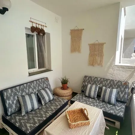 Apartment Bombo